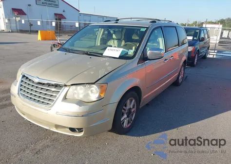 2010 Chrysler Town & Country New Limited из США, поврежденный, VIN 2A4RR7DX6AR321958